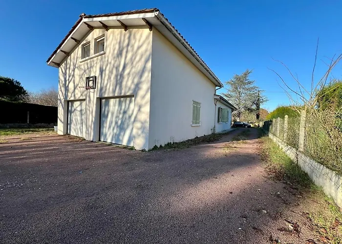 度假居 Magnifique Maison Entre Vignes Et Foret Lagorce (Gironde)